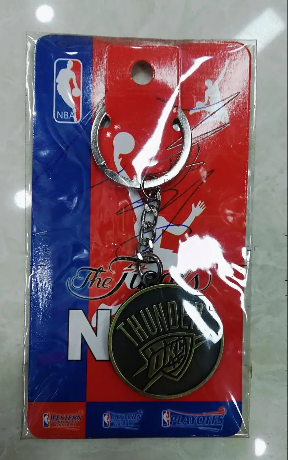 

Key Ring souvenir basketball leagues Club Logo Bronze Keychains Jordan Keychain