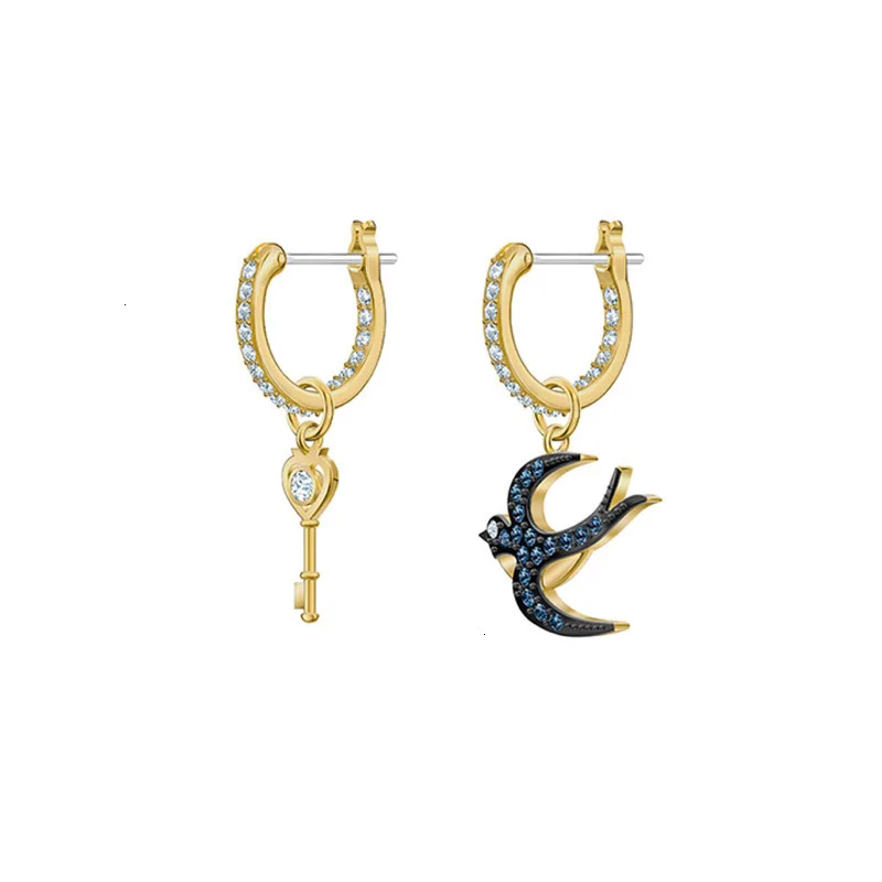 

SWA quality. Mysterious asymmetric swallow earring