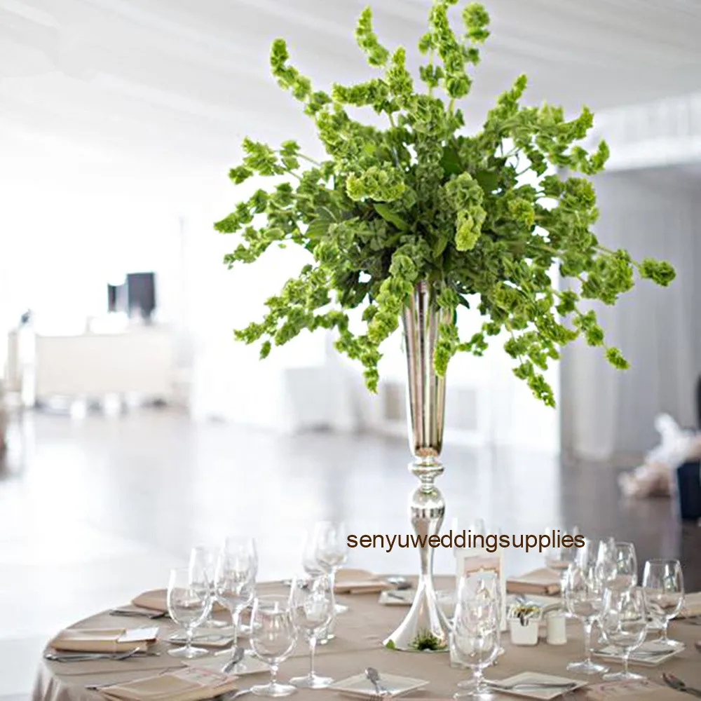 

center table centerpieces wedding table decorated centerpiece gold and silver Wedding Table Flower Stand Centerpieces