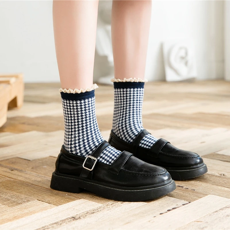 

XPAY Winter Women Fashion New Arrival Houndstooth Pattern Lace Welt Combed Cotton Crew Dress Socks Fast Delivery