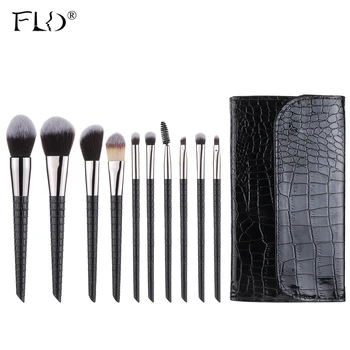 

FLD Wood Handle 10Pcs Professional Makeup Brush Set Eyeliner Eyebrow Eyelash Brushes Set Foundation Blush Make Up Brush Tool Kit
