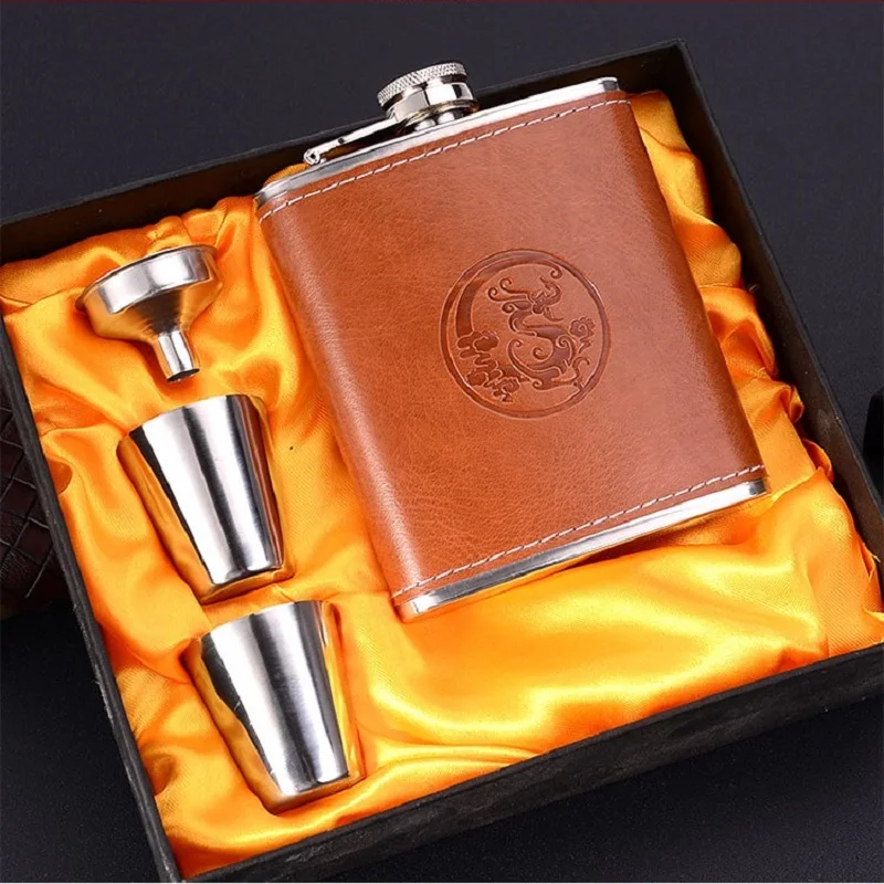 yellow loong hip flask MINI liquor Bottle christmas Gift box Stainless steel wine pot Leather surface portable whiskey Bottle silk interior - Color: yellow loong