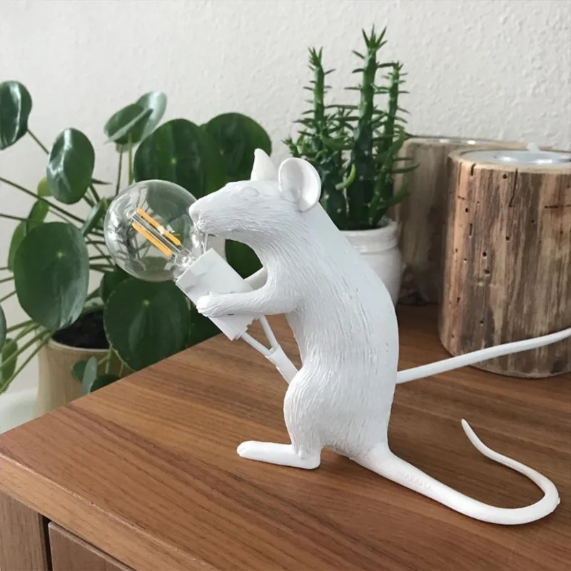 

Nordic Creative Mini Animal Mouse Lamp Dining Room Bedroom Personalized Resin Mouse Table Lamps for Living Room