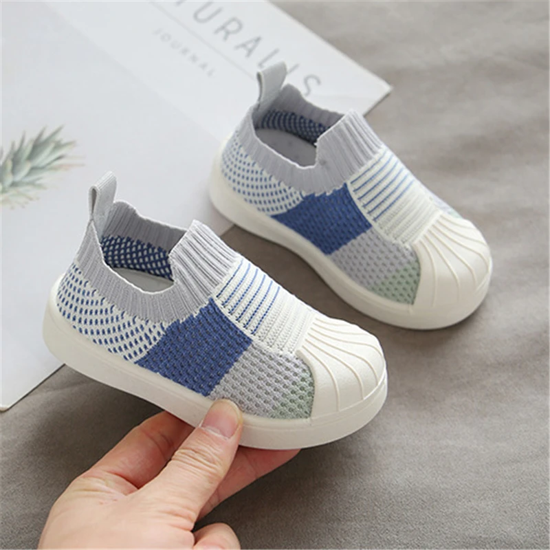 Cute Baby Walking Shoes Slip On Casual Shoes Toddler Summer Breathable Mesh Sneakers Kid Boys Girls Fashion Flats for Playing girls shoes