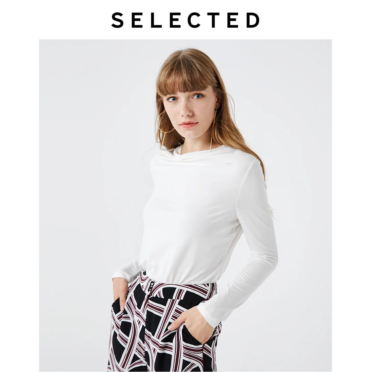 Женская стрейчевая футболка с длинными рукавами и воротником S | 419402502|Футболки|