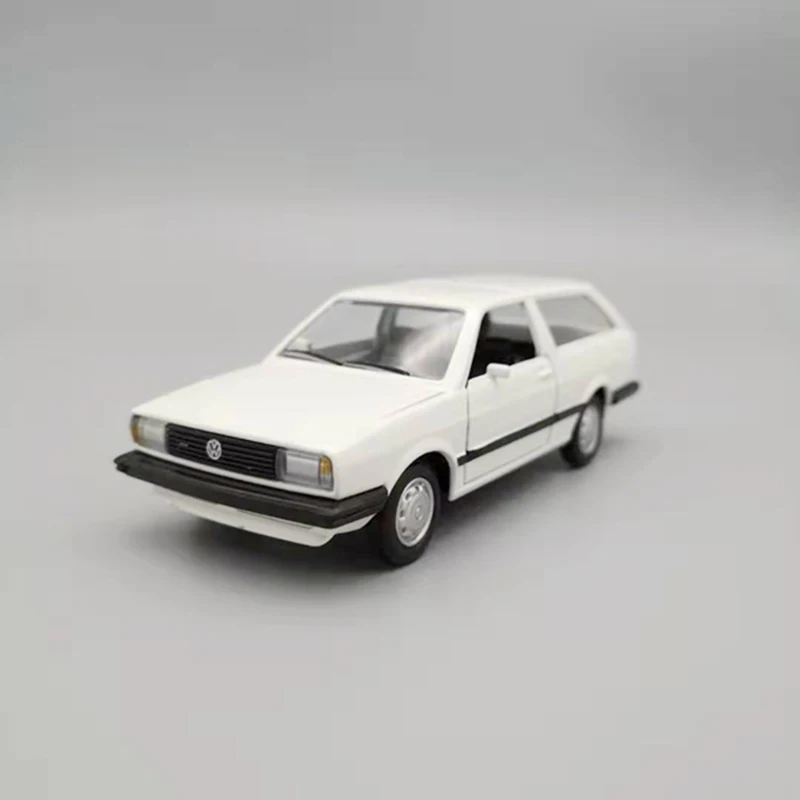 1/43 пропорции моделирования Volkswagen 1983 классический хэтчбек коллекция автомобилей Дисплей Модель сплава литье под давлением винтажная машина игрушка автомобиль