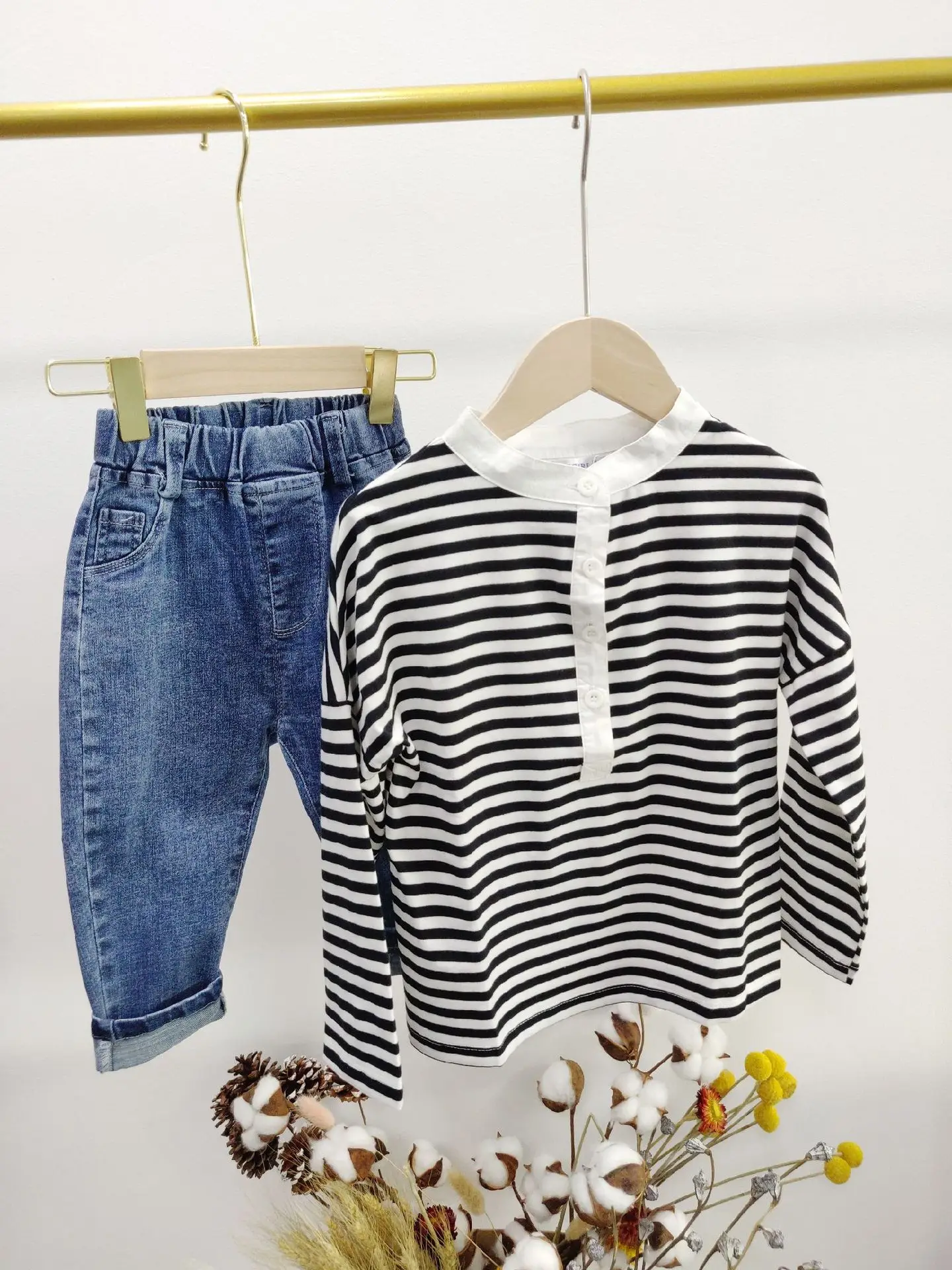 Осень и зима стиль Южная Корея популярный бренд детской одежды для мужчин и женщин детские джинсы inskids одежда