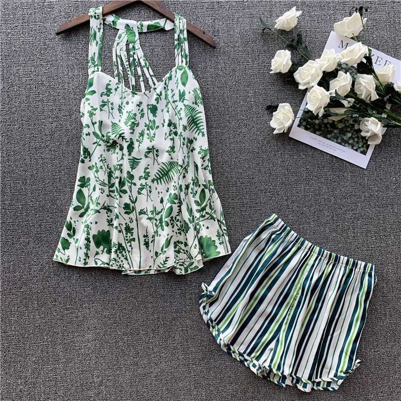 

Ice Silk Printing Pajamas Woman Sexy Reveal Back Spaghetti Strap Shorts Pajama Set Satin Sleepwear