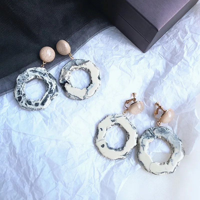 

Free Shipping Irregular Resin Sweet Earring