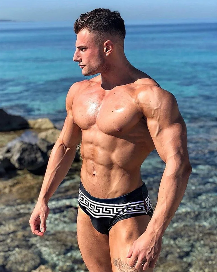 Hot New Men Swimwear Men Classical Swimming Trunks Men Beach Swimsuit Sunga Sexy Pool Swim Briefs Surfing Bathing Suits 896