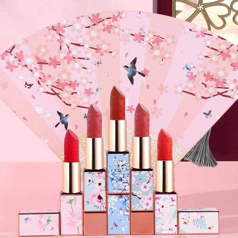

Chinese Style Carved Lipstick Set Peach Blossom Fan Gift Box Lip Cosmetics 5 Color Velvet Matte Lipgloss Beauty Make Up Tool Kit