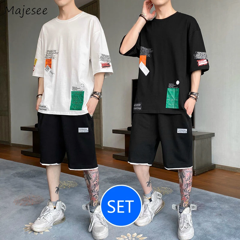 Conjuntos para hombre, pantalones largos hasta la rodilla estampados de verano, moda de estilo coreano, Hip-hop, conjunto para hombres, adolescentes Chic, ropa de calle Harajuku, nuevo BF