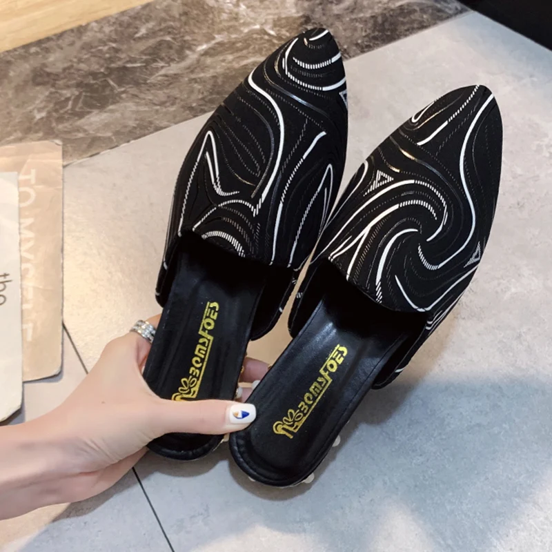 

Summer Slip On Geometric Designer Mules Sexy Pointed Toe Bead Flat Slippers Women Outdoor Elegant Casual Slides Black Red