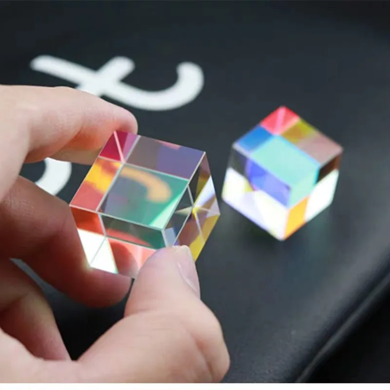 

Prism Six-Sided Bright Light Combine Cube Prism Stained Glass Beam Splitting Prism Optical Experiment Instrument Lens