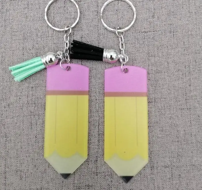 

100pcs/lot Wholesale 2019 most popular personalize monogram acrylic pencil keychains name tassel keychains SN2094