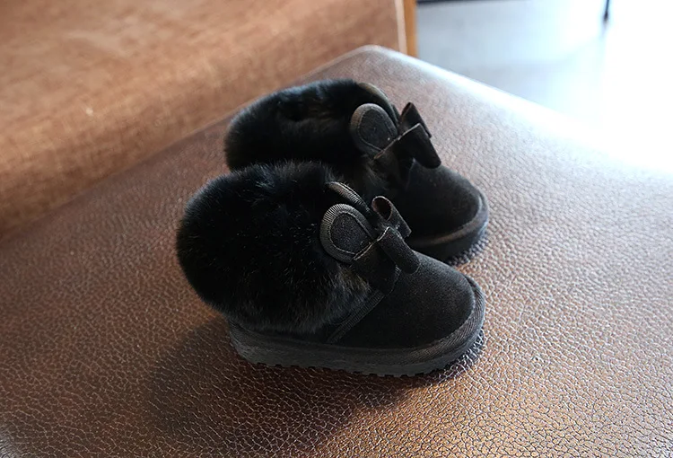 12297691816_1245930263