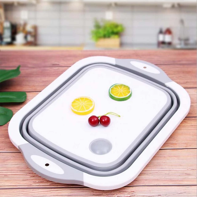 Foldable silicone chopping board