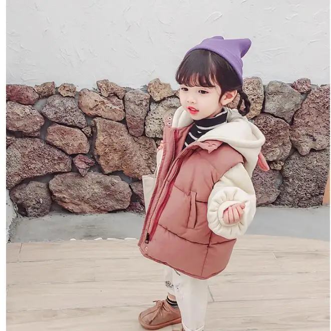 girl's vacation two winter clothes Korean version baby style short thick coat