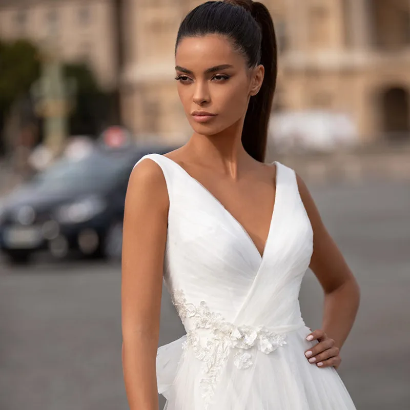 Eightree-Beach-Boho-Wedding-Dress-Lace-Appliques-Tulle-V-Neck-Lace-Bohemia-Bridal-Gowns-V-Neck (1)