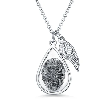 

Personalized Female Memorial Jewelry For Lady Tear Drop Fingerprint Necklace With Angel Wing Mother's Day Gift