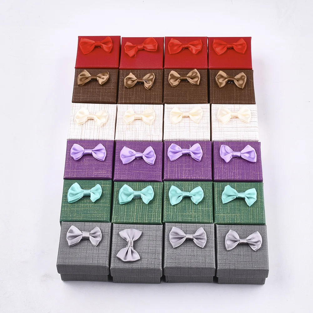 24 шт., 5x5x4 см, Разноцветные квадратные картонные коробки для украшений, кольца с бантом, свадебные подарки на день Святого Валентина, упаковочные коробки с губкой