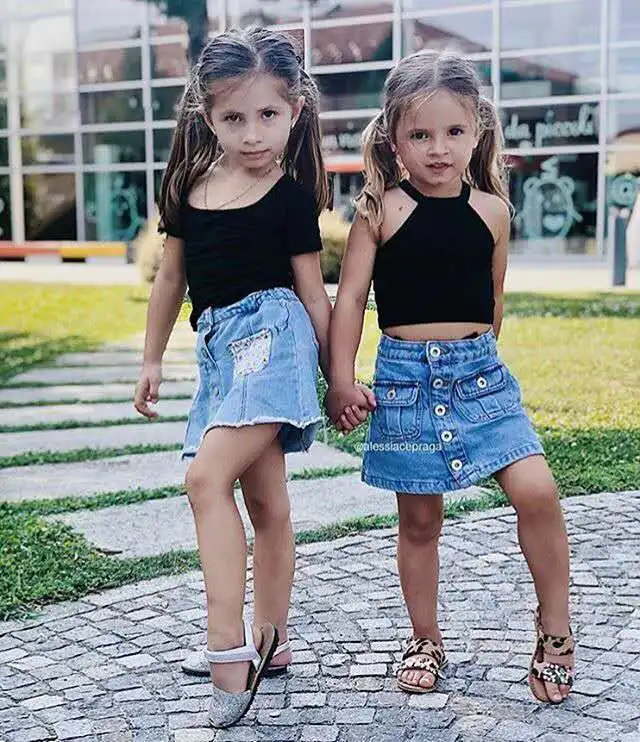 black top denim skirt