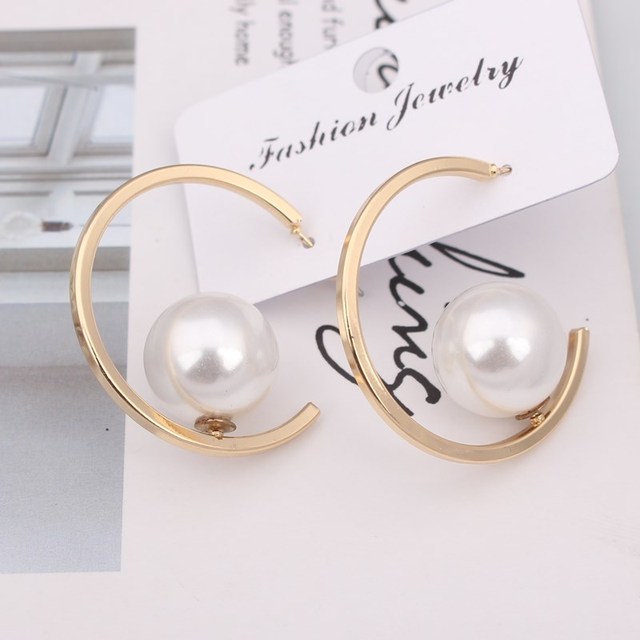Style Simulated Pearl Earrings For Women Personality Geometric Female Elegant Earring Jewelry Valentine's Day Girl Gift