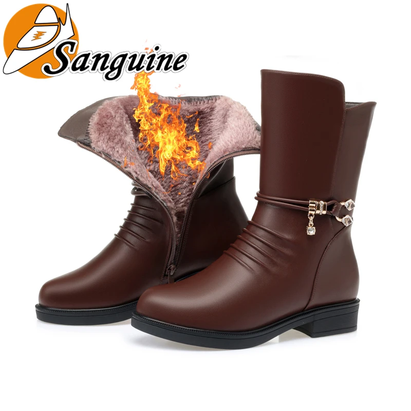 Теплые зимние ботинки на меху Модные женские ботинки из мягкой кожи женская обувь на низком каблуке на молнии; большие размеры 35-42