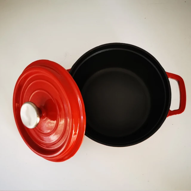 Enameled Cast Iron Saucepan | 2.2QT/2.1L