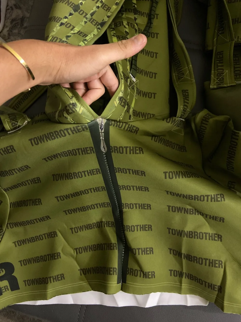 Ucc0803f1301147e7898bde4ccedd14e14