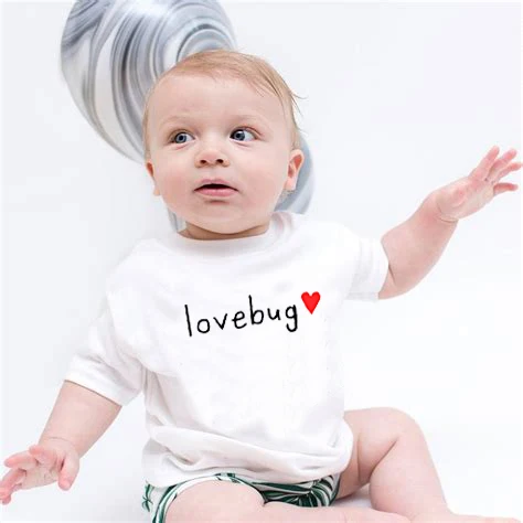 Летняя футболка для мальчиков с принтом «Love Bug» футболки с короткими рукавами для маленьких девочек детская футболка Топы для малышей с круглым вырезом