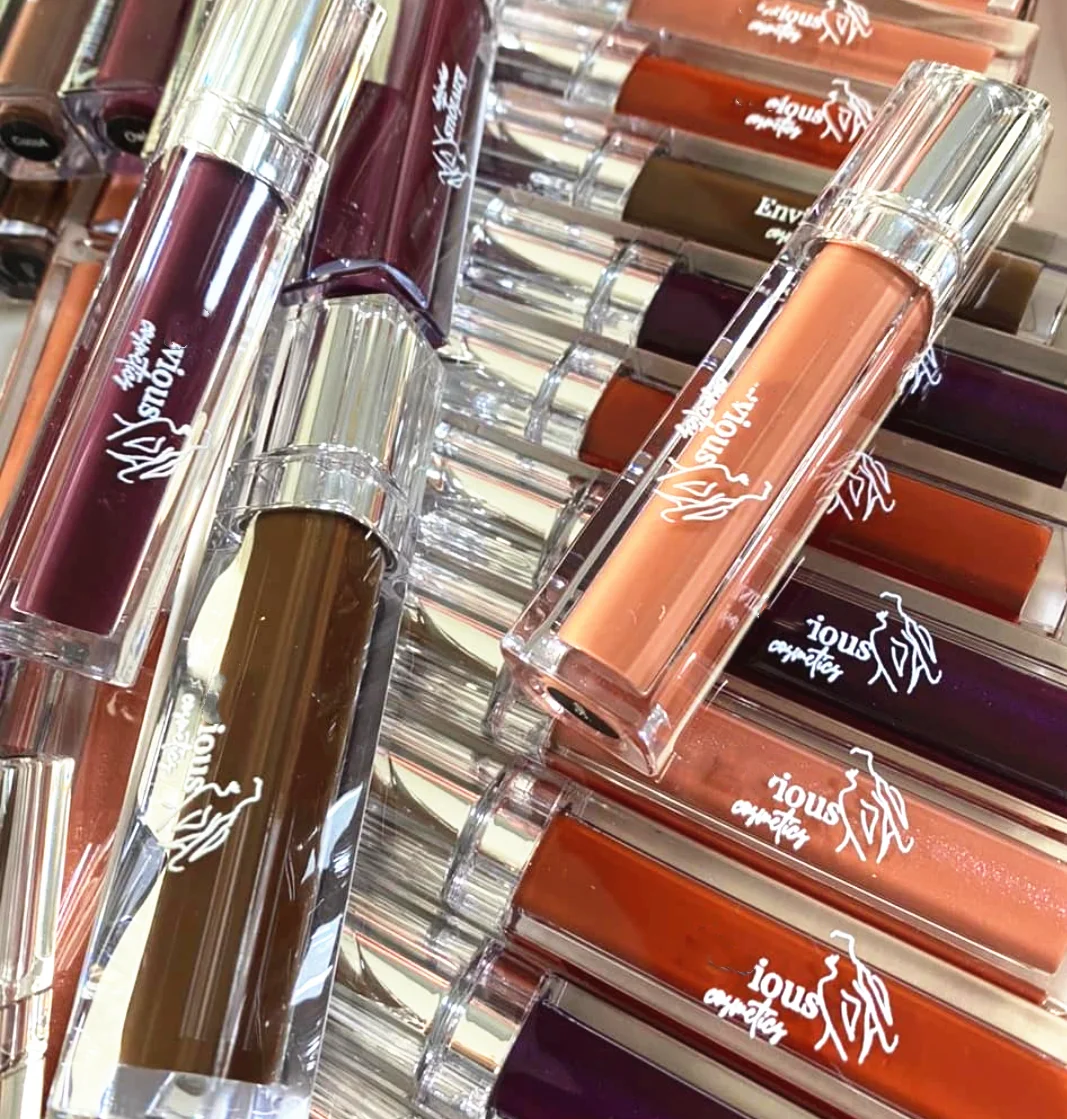 

Sexy Women Lipstick Waterproof Long Lasting Moist Lip Gloss Vivid Colorful Lipgloss Women Makeup