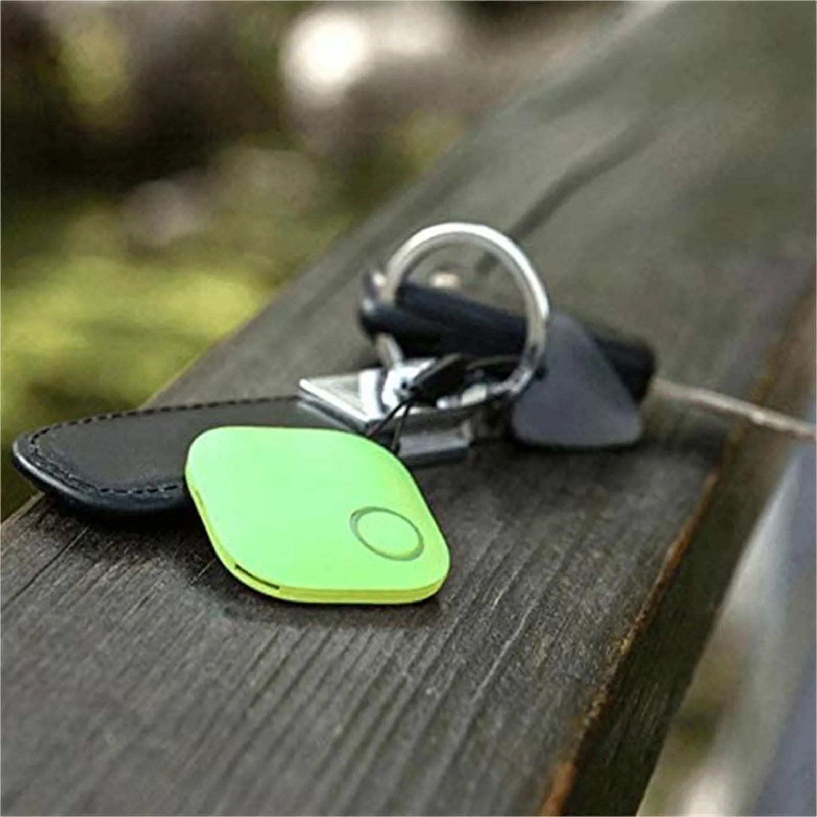 New Mini Anti Lost Alarm Wallet KeyFinder Smart Tag Bluetooth-compatible Tracer GPS Locator Keychain Pet ITag Tracker Key Finder