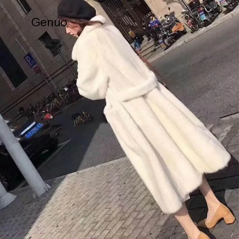 Winter New Fur Outerwear Female Fashion  Solid Color Long Fur Coat High-End Warm Mink Fur Jacket Coat Women Parka