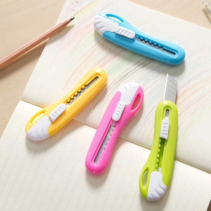 Deli Mini Utility Knife Pocket Retractable Paper Box Art Cutter Letter Opener utility knife paper cutter box cutter cutting knife art knife paper cutting knife box opener