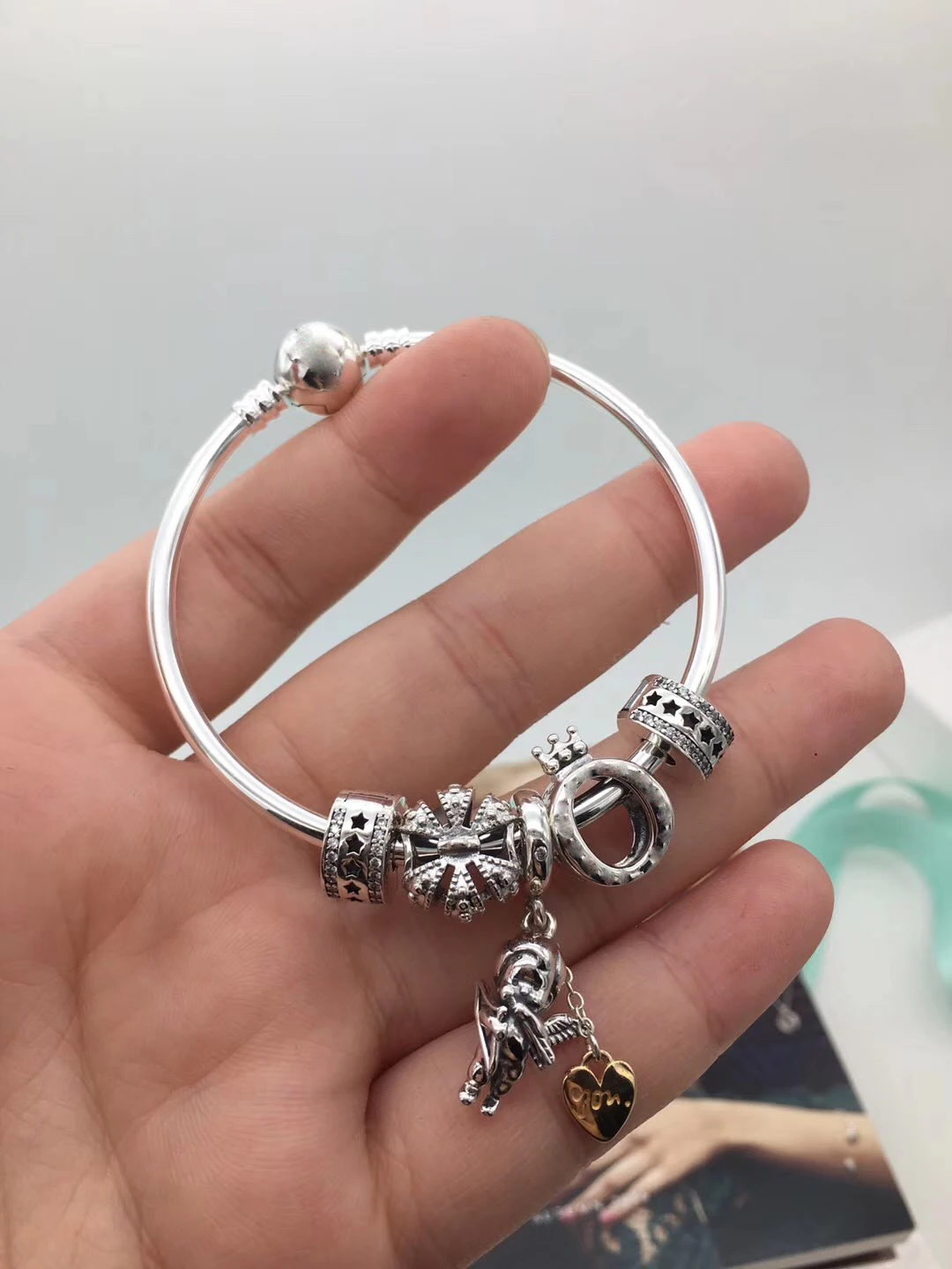 

Kaliyah Store High Quality 1:1 100% 925 Pure Silver Niche Design Crown Clasp Bracelet Free Shipping
