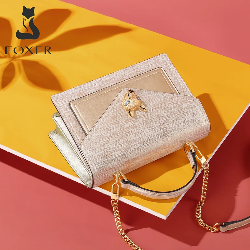 Женская сумка мессенджер FOXER Golder Chic черная мини из яловой кожи с логотипом на