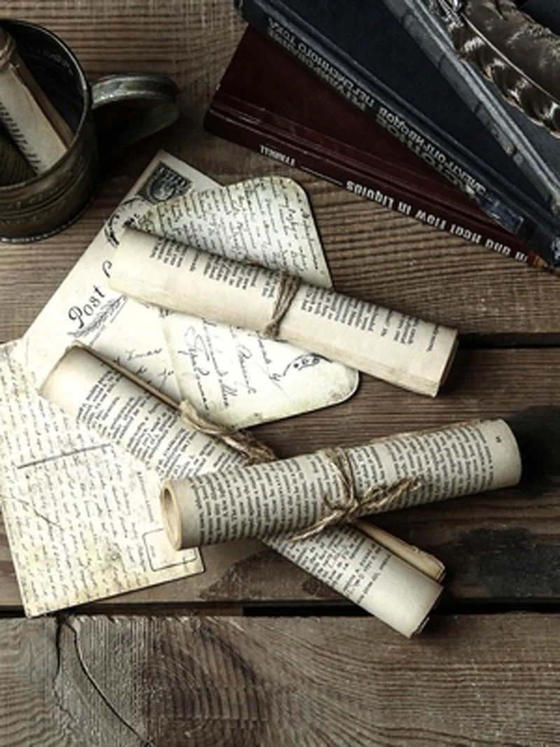 Retro Simulation Books, Old Newspapers, Nostalgic Books, English Books, Shop Window Decoration, Clothes Shop