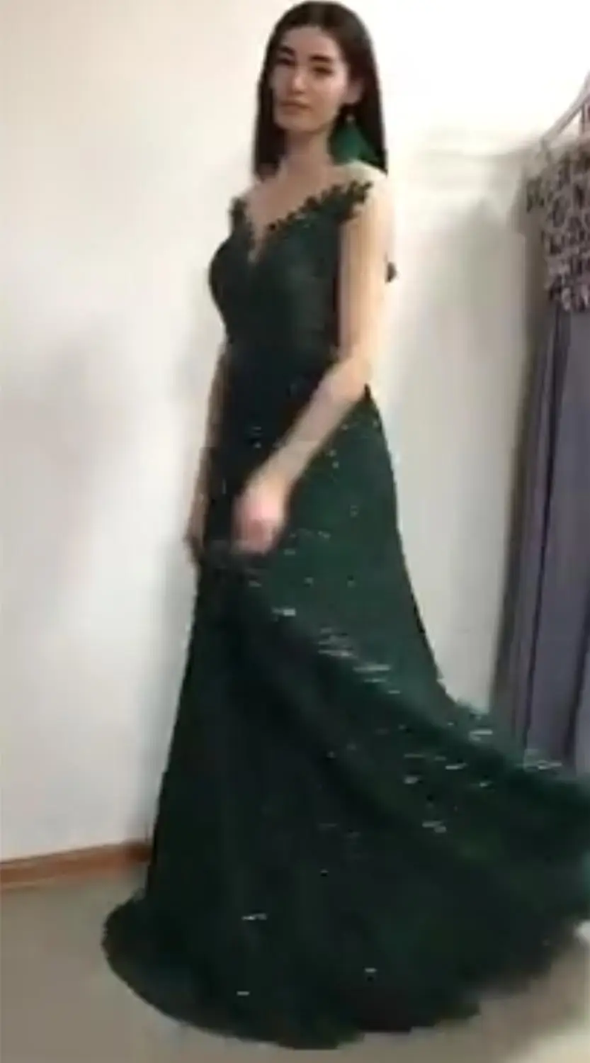 

2020 long Evening Dress Green Shinning V-Neck Spaghetti Strap Formal Gwons Sleeveless Backless High Quality Women Party Dress