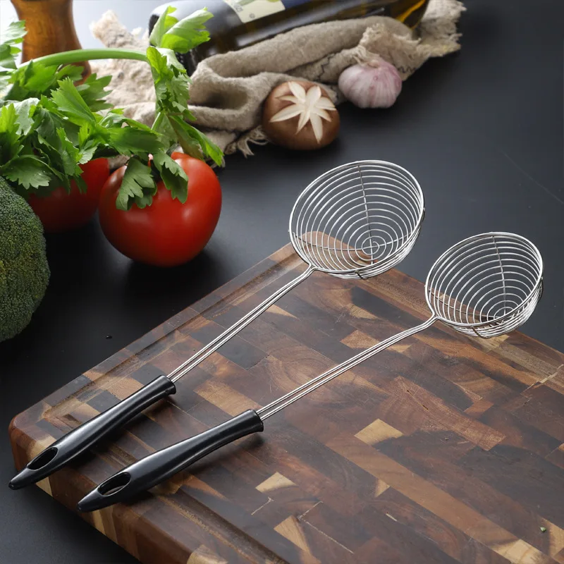 Description Picture 5 of itemStainless Steel Colander for Pasta Long Handle Hot Pot Noodle Drain Strainer French Fries Small  Skimmer Scoop Kitchen Gadgets