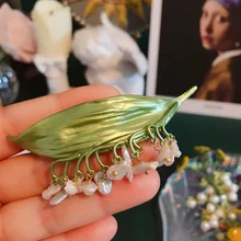  Vintage Sunflower Paint Cranberry Pearl Brooch Creative Palace Fruit Flower Pin Brooches For Woman Accessories 