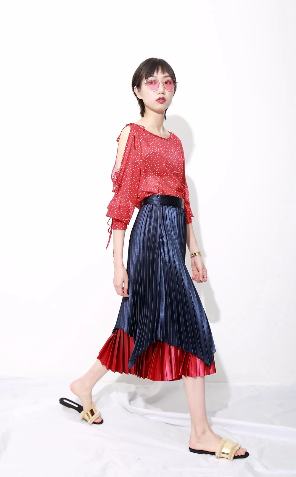 8717282877_106653630