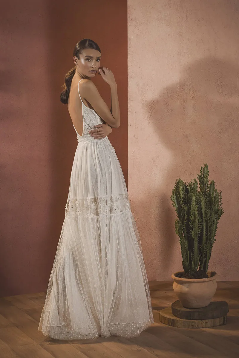 Bohemian Wedding Dresses Spaghetti Straps Lace Beads Bridal Gowns Sexy Backless Floor Length A-Line Wedding Dress