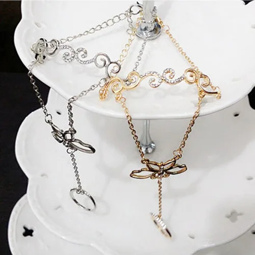 

South Korea Cool GIRL'S Fashion Hand Jewelry Butterfly Flower Vine Diamond Set Bracelets Ring One-piece Mittens Hand Chain Acces