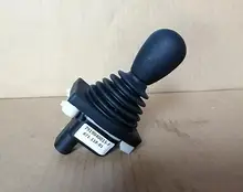 Джойстик Linde 7919040015 для электрического вилочного погрузчика LINDE Джойстик Linde 7919040015 для электрического вилочного погрузчика LINDE