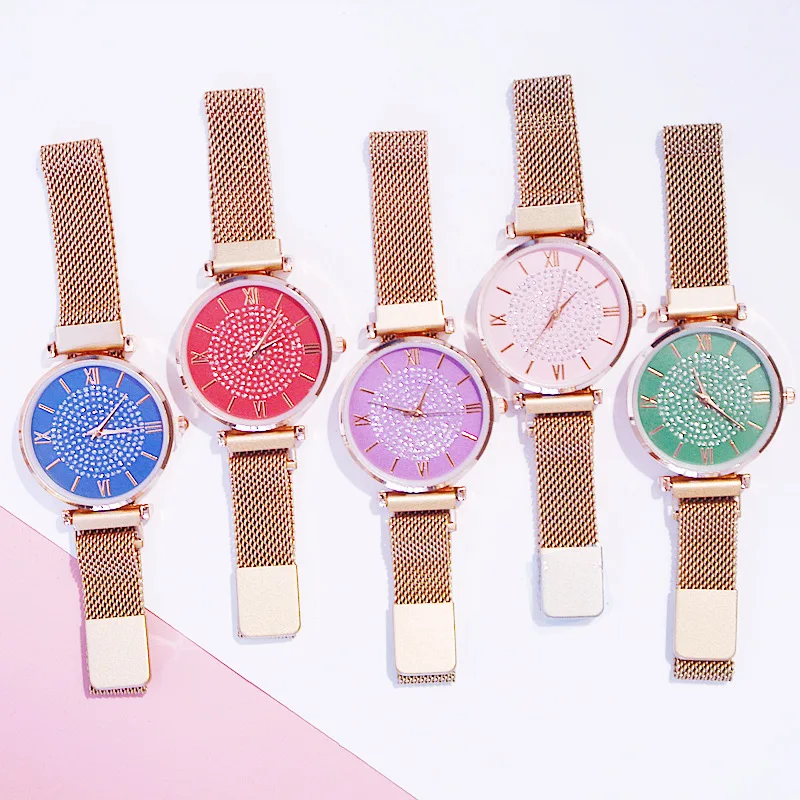 women watch  (3)