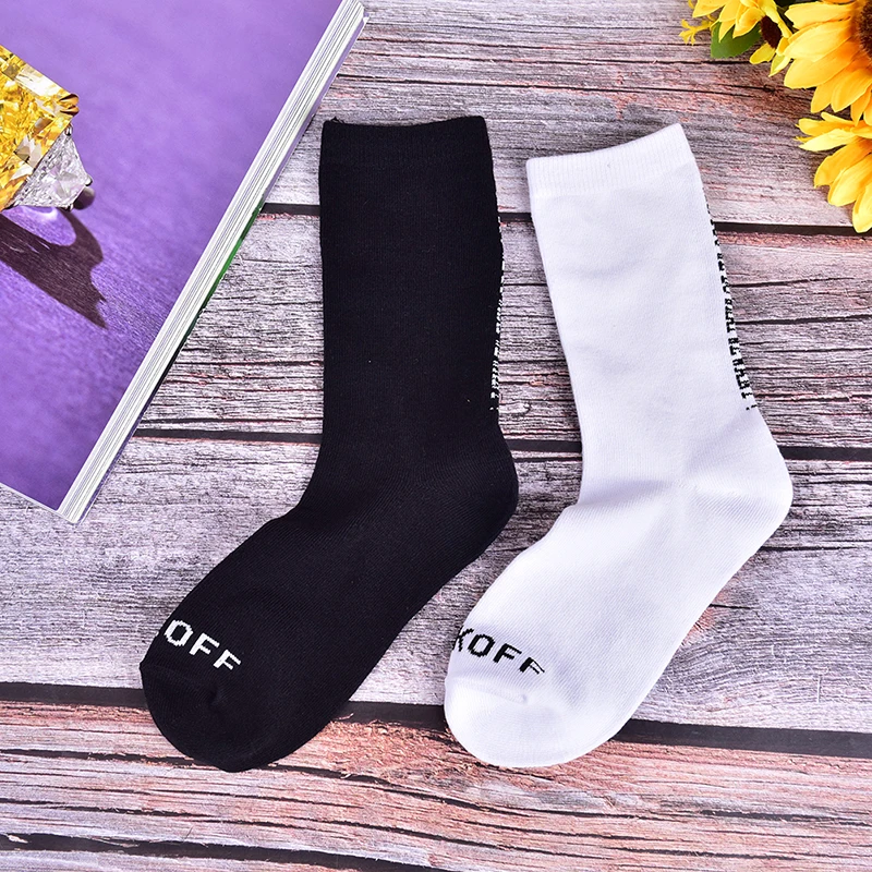 1pair Men and women Wild Long socks Korea Harajuku Style Simple Code Tide Brand Pure Color Tube Cotton Socks