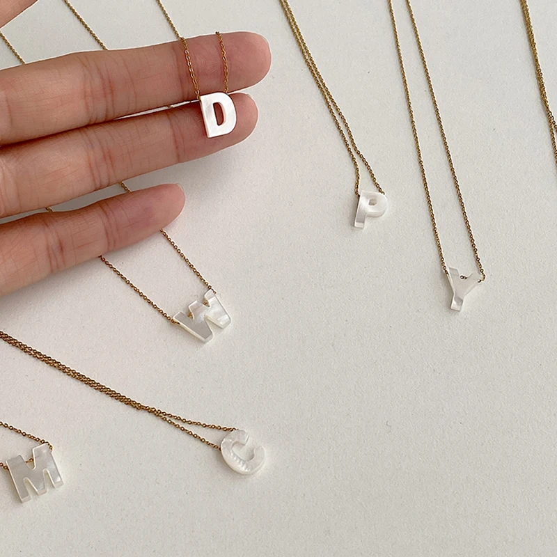Peri’sBox Natural Sea Shell Letter Necklace Thin Chain Initial Necklaces for Women Dainty Pearl Choker Necklace Collier Coquilla