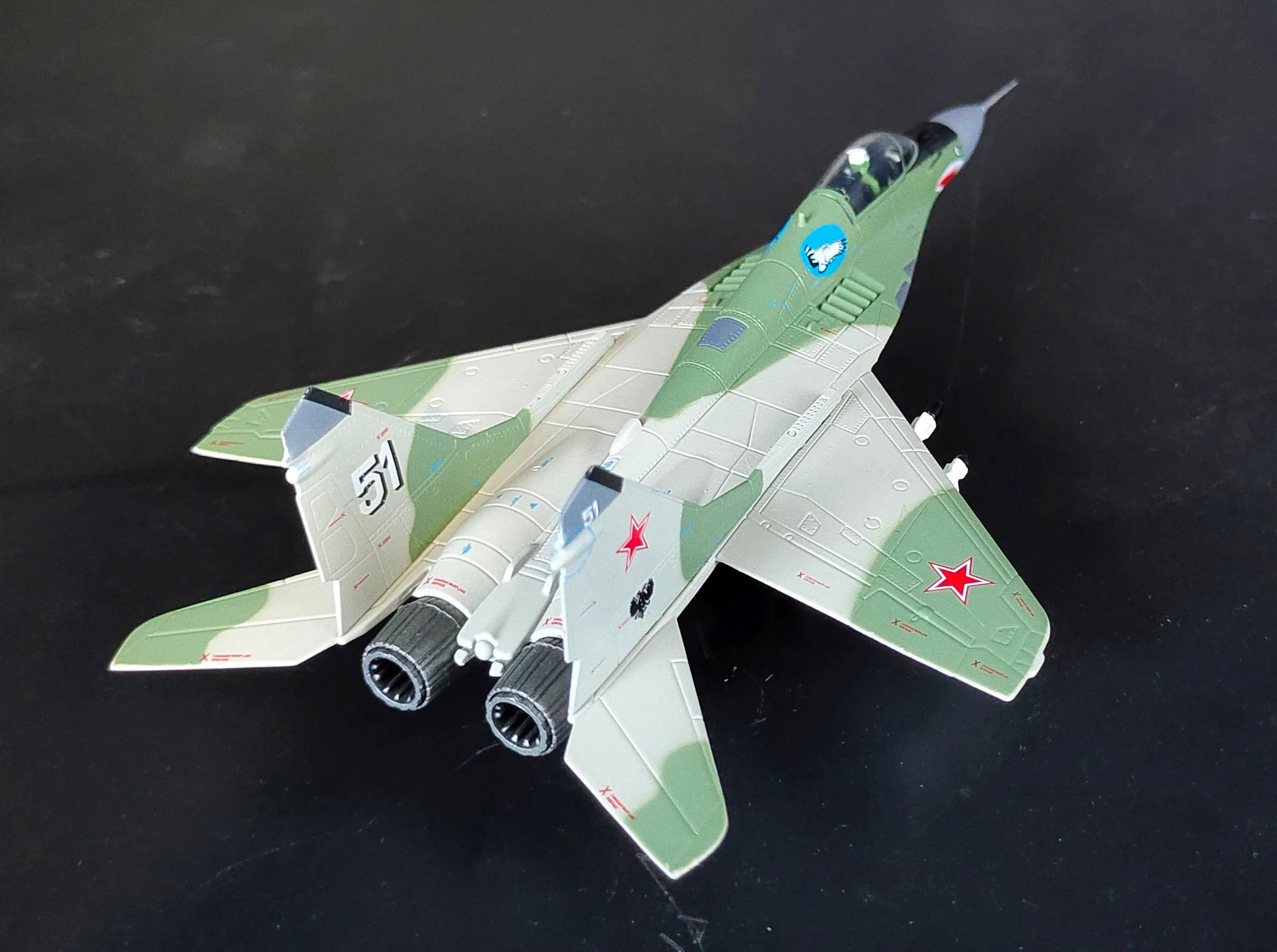 Специальное предложение 1/100 российский ВВС MIG 29 Fulcrum fighter коллекция моделей
