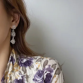 

AOMU Korean Fashion Jewelry Personality Temperament Crystal Tassel Earrings Black Earrings For Women Long Earrings Oorbellen